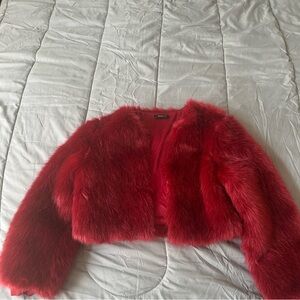Faux Fur Cropped jacket. Size M